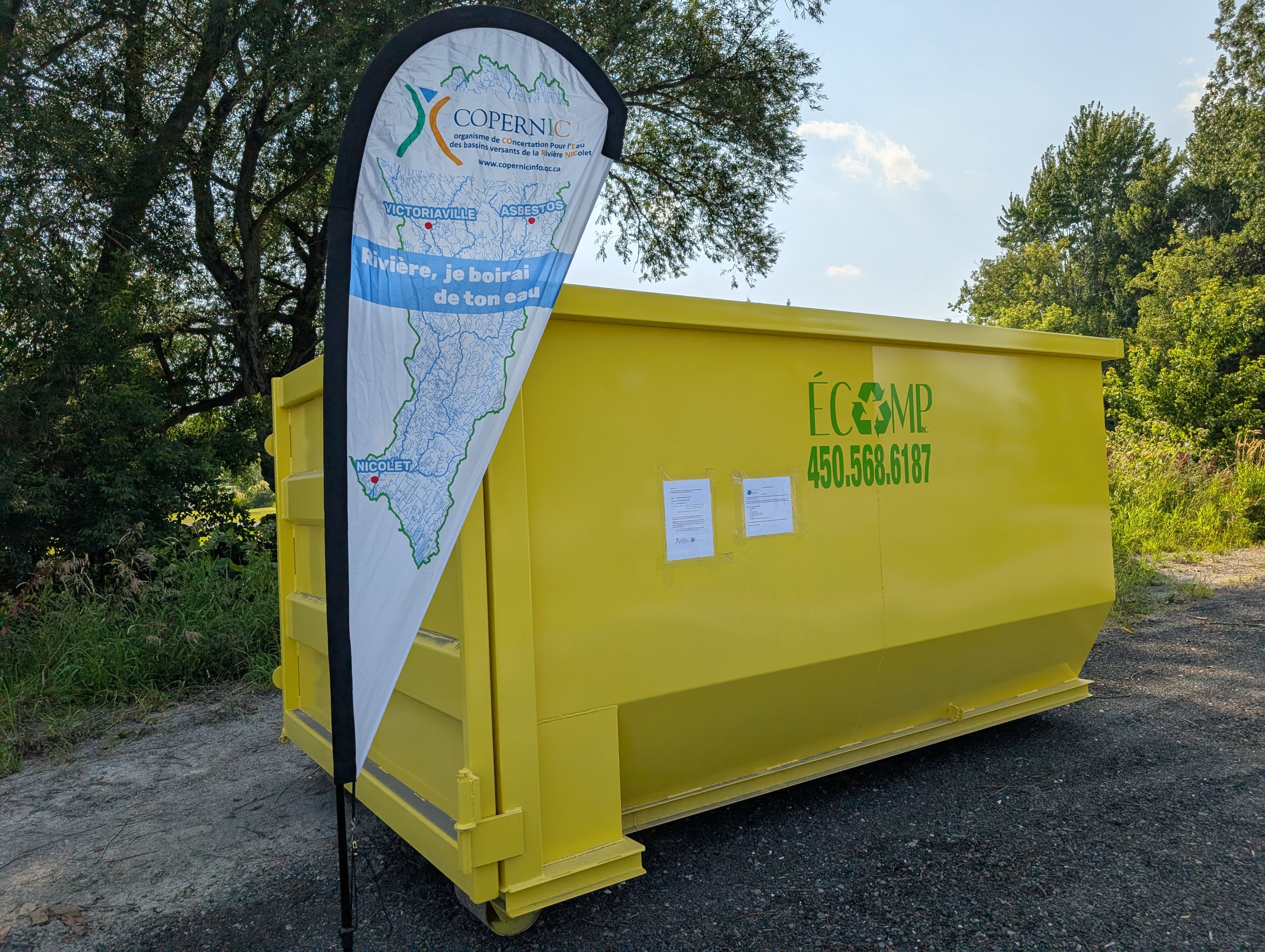 Corvée de ramassage de déchets dans la commune de Baie-du-Febvre